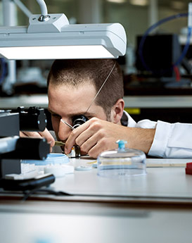 艾莉森·安吉莉亚-深圳雷达手表官方售后服务中心