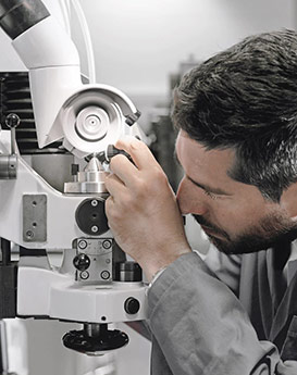 辛迪·克莱门特-雷达手表官方售后服务中心